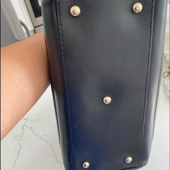 Black Gucci Bamboo Handle Purse - Picture 14 of 15